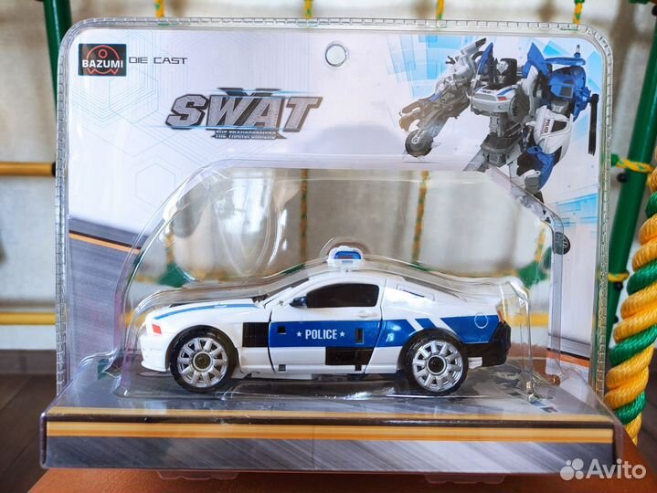 Новый робот-трансформер bazumi метал. Машинка