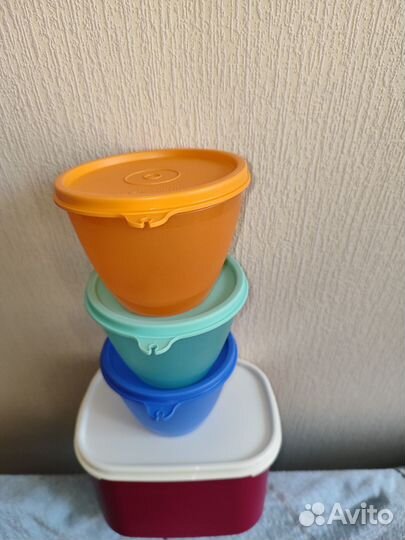 Контейнеры Tupperware