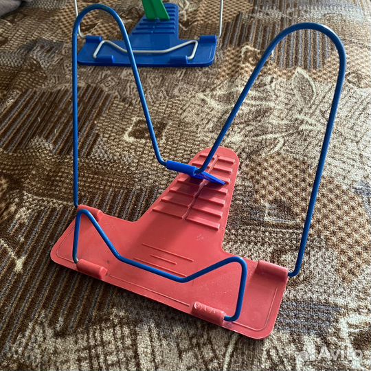 Подставки для книг