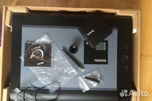 Графический планшет Intuos 4 XL A3 PTK-1240-D