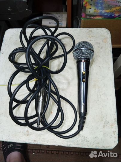 Микрофон для караоке LG