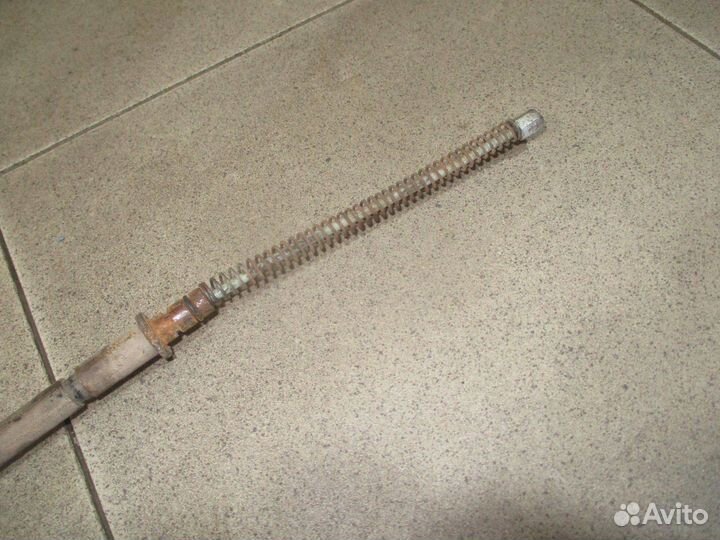 Трос стояночного тормоза Mitsubishi Outlander XL