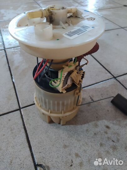 Бензонасос