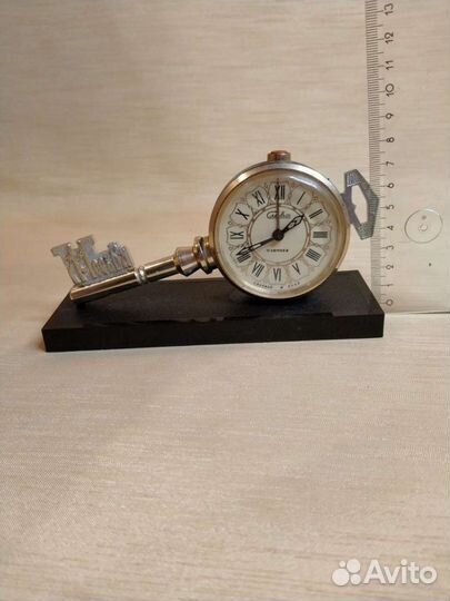 Часы настольные Слава