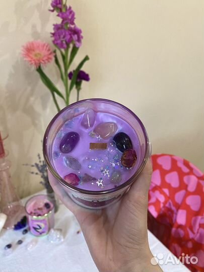 Соевая свеча ручной работы с натуральными камнями