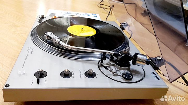 Проигрыватель винила Technics SL-1600 Япония