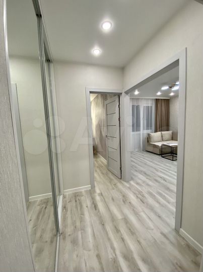 3-к. квартира, 63 м², 2/10 эт.