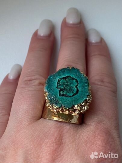 Кольцо с натуральным камнем