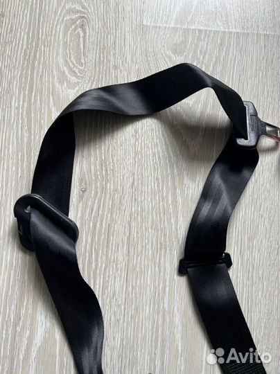 Ремень безопасности для задних сидений и салона