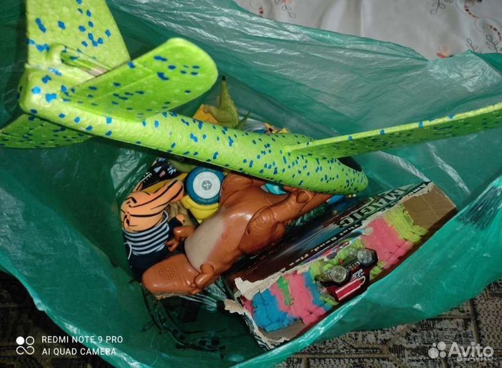 Игрушки пакетом для мальчика, трек, динозавр,машин