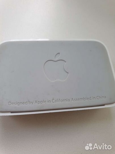 Док станция для iPhone 2g 3g 3gs.Оригинал