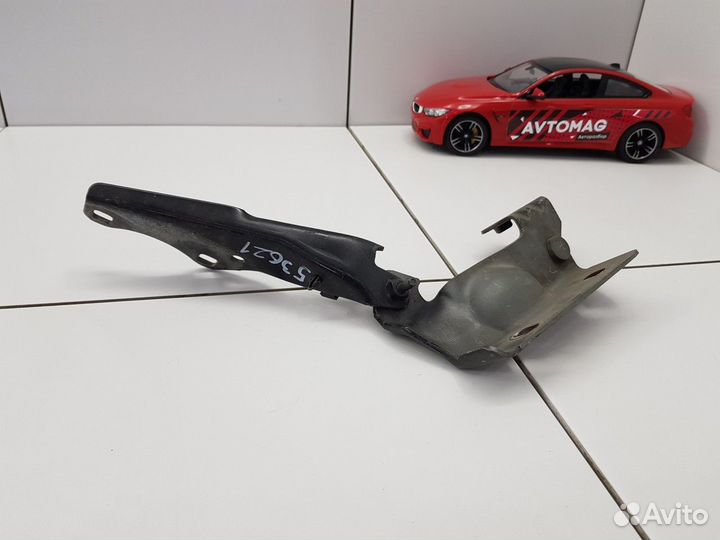 Петля капота правая (Cadillac CTS)