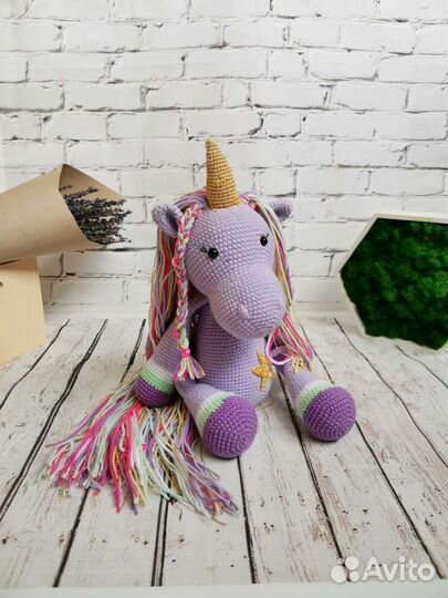 Вязаная игрушка Единорог. Амигуруми