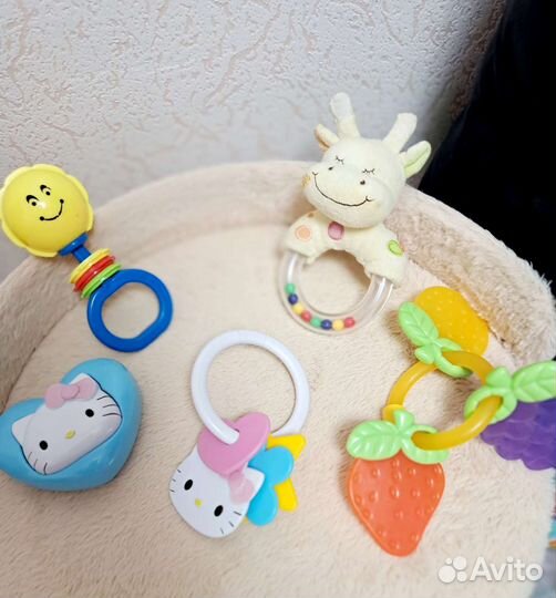 Игрушки - погремушки пакетом, грызунки