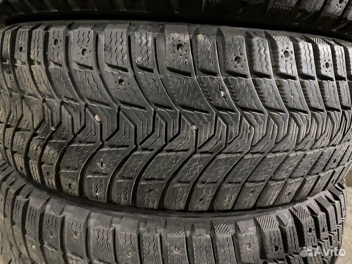 Michelin X-Ice North 3 215/60 R17