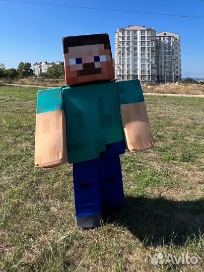 Ростовая кукла Стив из Майнкрафта