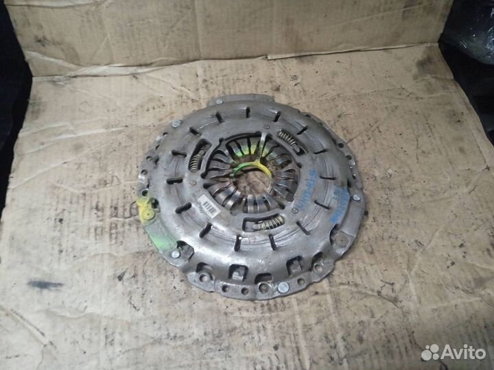 Корзина сцепления BMW 3 E90/E91/E92/E93 2010