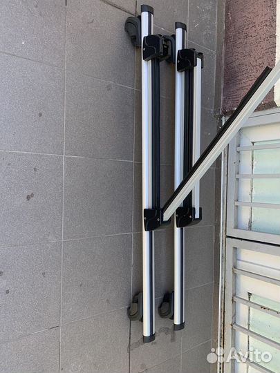 Багажник и крепление для лыж и сноуборда