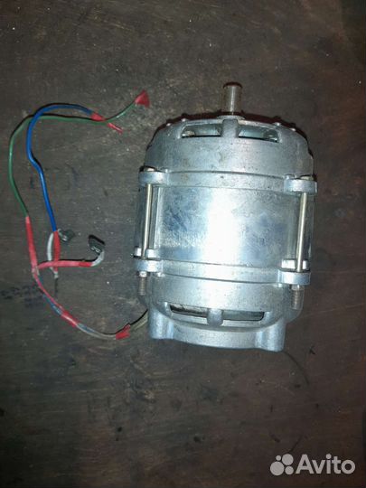 Двигататель стиральной машины