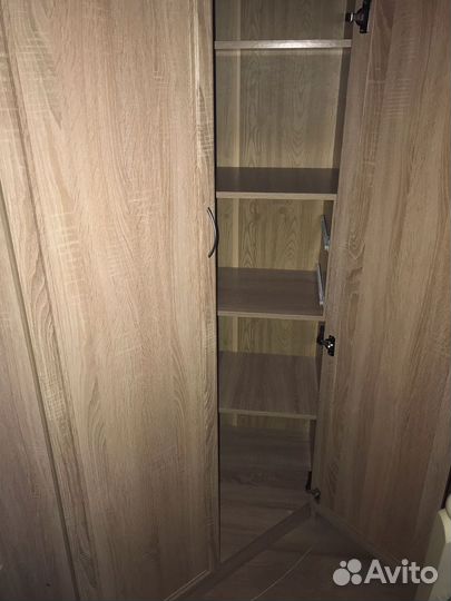 Угловой шкаф