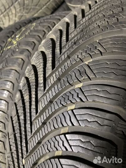 Michelin Alpin 5 215/65 R17