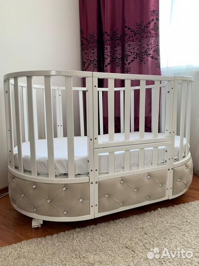 Детская кроватка с маятником трансформер