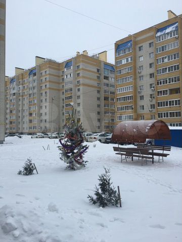 2-к. квартира, 51 м², 1/9 эт.