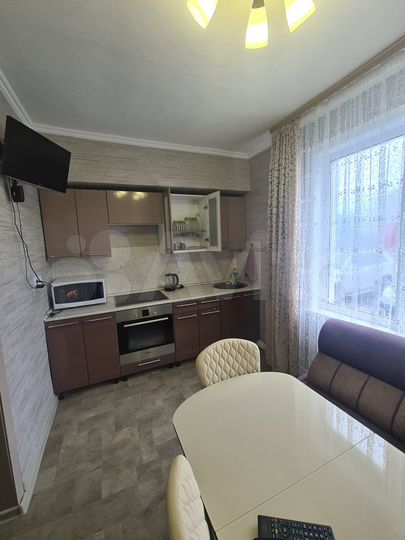 2-к. квартира, 53,8 м², 1/2 эт.