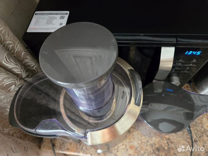 Соковыжималка Moulinex Easy Fruit JU610D10