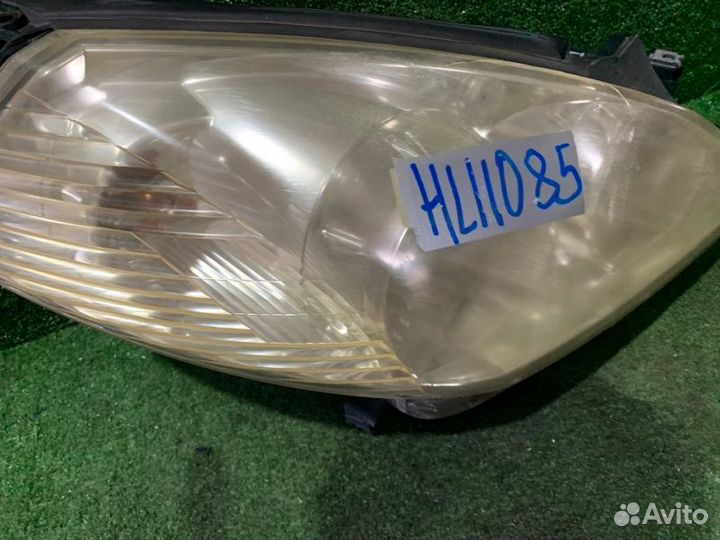 Фара передняя правая Nissan Wingroad WFY11