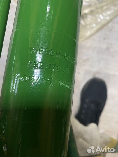 Джон Дир AHC20978 гидроцилиндр John Deere