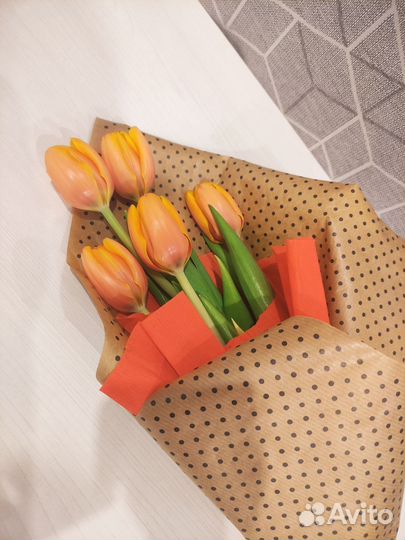 Тюльпаны к 8 марта