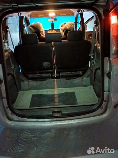 Toyota Sienta 1.5 CVT, 2013, 160 000 км