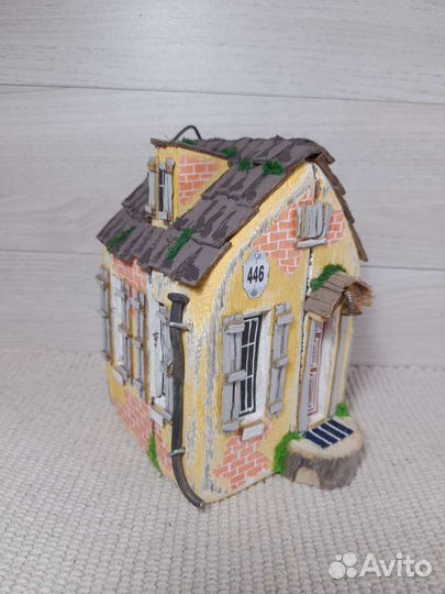 Домик кукольный