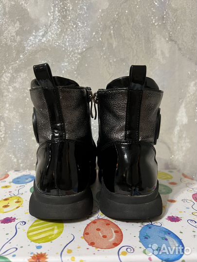 Ботинки демисезонные для девочки 30 размер