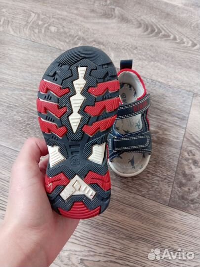 Сандалии детские для мальчиков