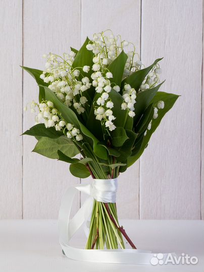 Букет из ландыша, тюльпанов, Королевского ландыша