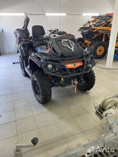 Квадроцикл BRP Outlander 1000 XT-P
