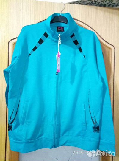 Спортивные костюмы женские