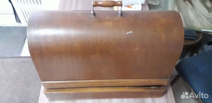 Швейная машина