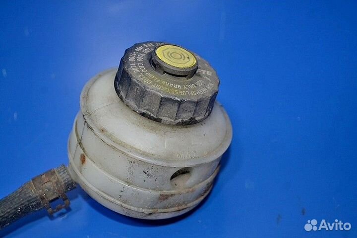 Бачок главного цилиндра сцепления scania R-series