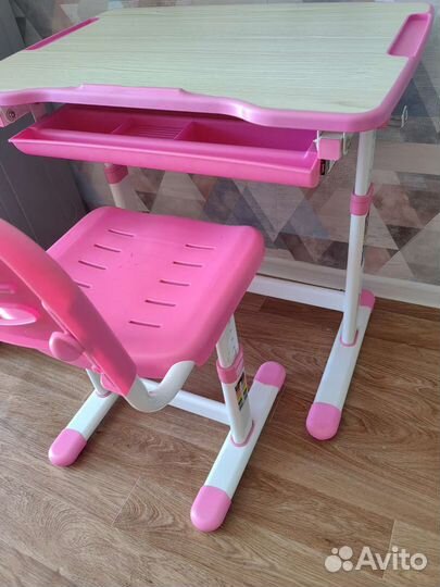 Растущая парта и стул