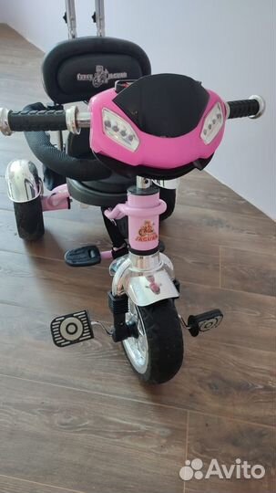 Велосипед с родительской ручкой Funny Jaguar