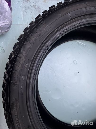 Goodyear Cargo Ultra Grip 245/45 R17 99T
