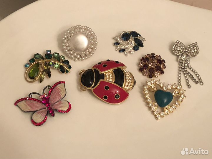 Брошь чехословакия