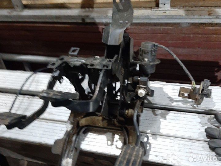 Педальный узел vw passat b4 1.9 tdi