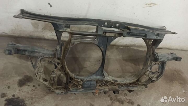 Рамка радиатора панель телевизор Audi A6