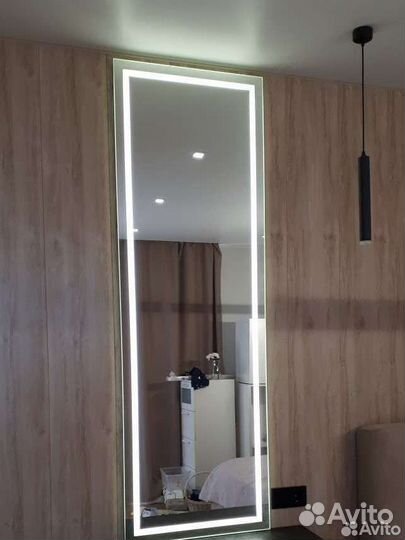 Зеркало с подсветкой