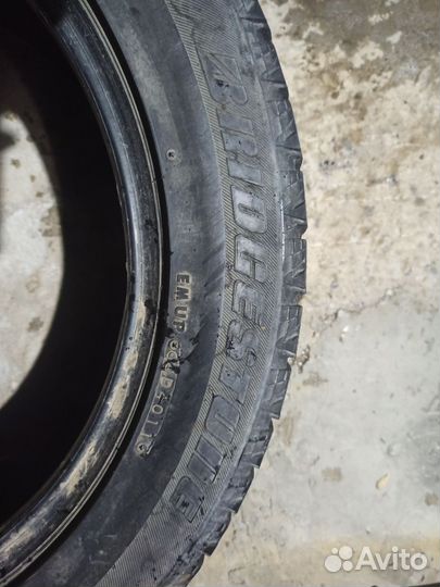 Accelera Iota 225/55 R17