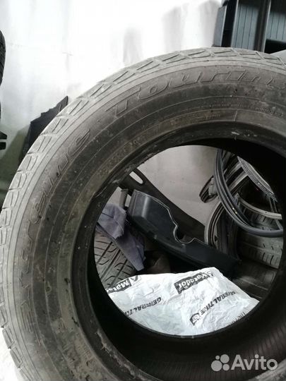 Nitto NT 650 215/65 R16